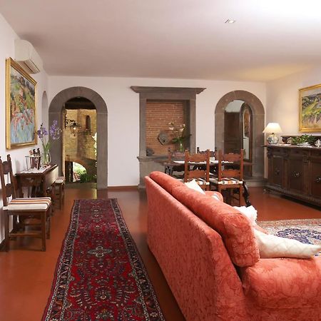 Apartment In B&B Del Giglio San Donato in Poggio Exterior photo
